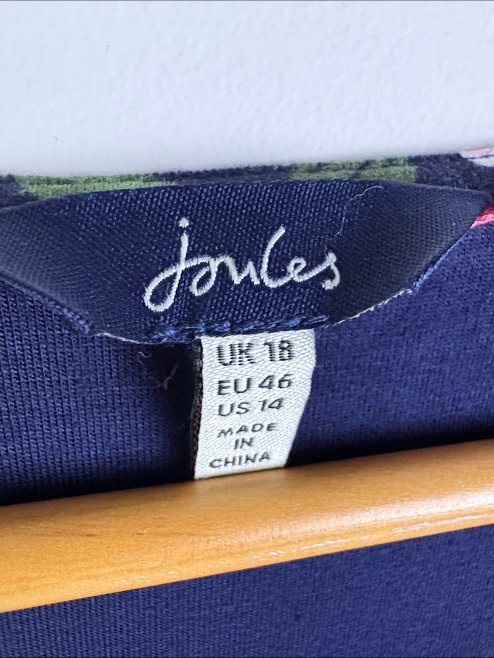 Joules Floral V-Neck Long Sleeve tunic Dress in Navy size 14 - Picture 6 of 7